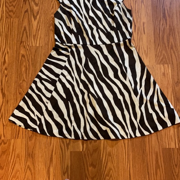 Michael Kors Brown Cream Zebra Print Dress Sz. 14 - Picture 3 of 13